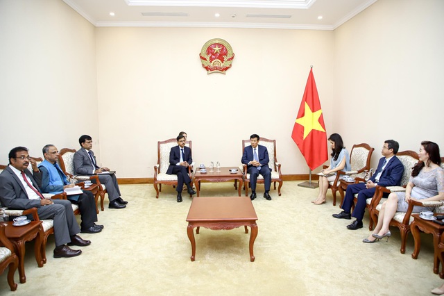 Bộ trưởng Nguyễn Ngọc Thiện tiếp Đại sứ Đặc mệnh toàn quyền Ấn Độ tại Việt Nam - Ảnh 2.