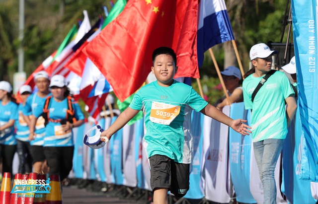 Triển khai đường chạy Kun Kids Marathon tại Giải VnExpress Marathon Quy Nhơn 2020 - Ảnh 1.