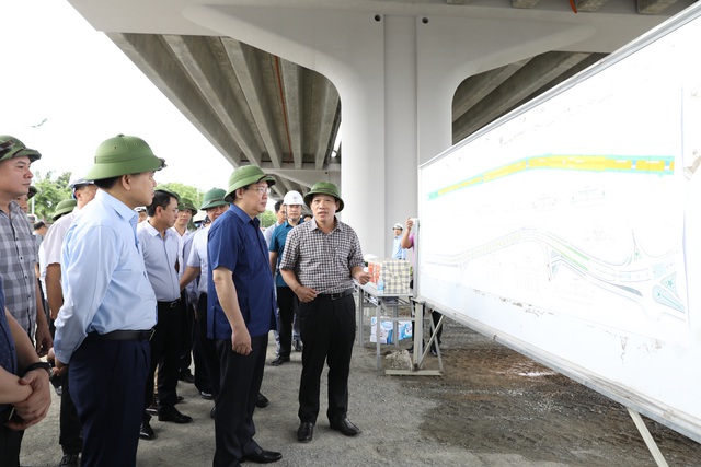Bí thư Thành ủy Hà Nội kiểm tra các dự án trọng điểm của Thủ đô - Ảnh 2.