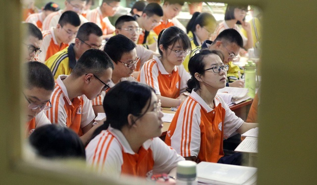10.7 triệu học sinh Trung Quốc đối mặt thời điểm khó khăn nhất của cao khảo - Ảnh 1.