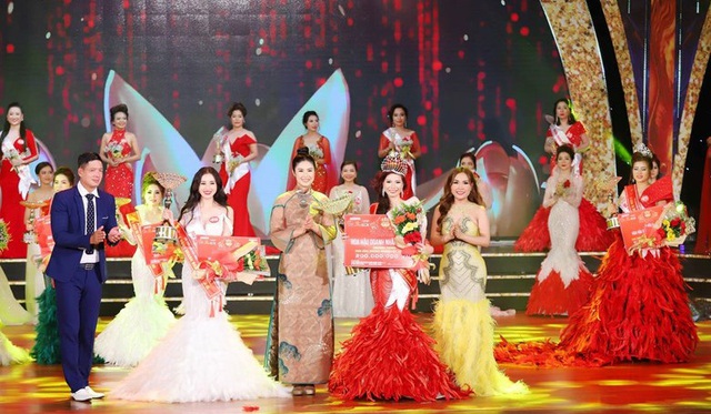Nhiều hoạt động hấp dẫn tại Ngày hội Văn hóa – Thể thao miền biển tỉnh Bình Định lần thứ XIV - Ảnh 2.