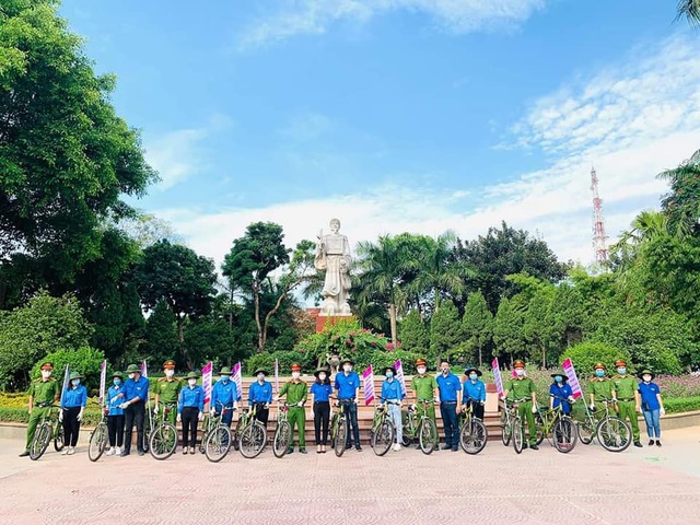  Đoàn Thanh niên Hà Nội chung tay cùng tuyến đầu phòng, chống dịch Covid-19 - Ảnh 4.