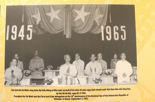 Khai mạc Trưng bày chuyên đề Chủ tịch Hồ Chí Minh- người sáng lập Nhà nước Việt Nam Dân Chủ Cộng Hòa - Ảnh 12.