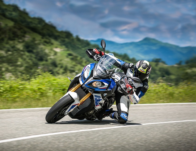 BMW Motorrad Việt Nam công bố giá bán mới - Ảnh 2.