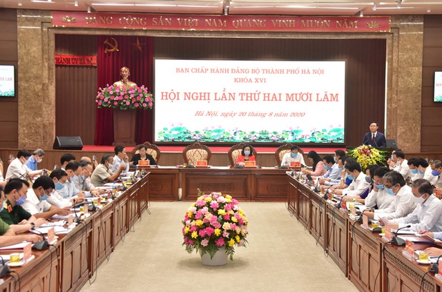 Bí thư Thành ủy Hà Nội: Nhanh chóng đưa Nghị quyết Đại hội Đảng các cấp vào cuộc sống, không được ngồi chờ - Ảnh 1.