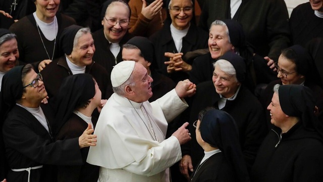 Giáo hoàng Francis chỉ điểm tín hiệu lịch sử về nhân sự tại Vatican - Ảnh 1.