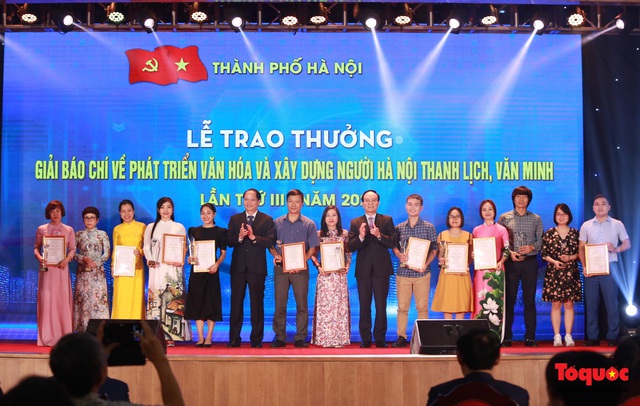 Hà Nội: Trao thưởng hai giải báo chí về xây dựng Đảng và phát triển văn hóa lần thứ III-2020 - Ảnh 9.
