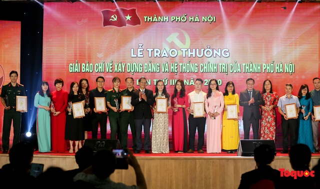 Hà Nội: Trao thưởng hai giải báo chí về xây dựng Đảng và phát triển văn hóa lần thứ III-2020 - Ảnh 7.