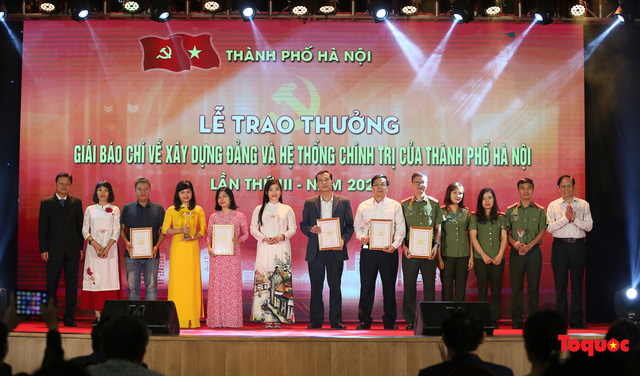 Hà Nội: Trao thưởng hai giải báo chí về xây dựng Đảng và phát triển văn hóa lần thứ III-2020 - Ảnh 6.