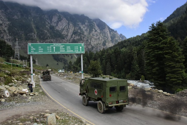 Nga có thể làm gì giảm căng thẳng Trung – Ấn ở Himalayas? - Ảnh 1.