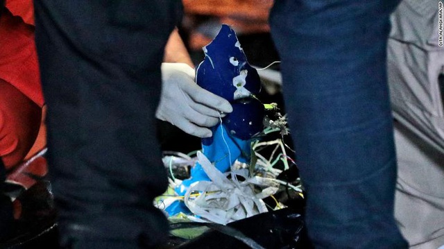 Diễn biến vụ rơi máy bay Indonesia: Nguyên nhân vụ tai nạn đang được làm rõ - Ảnh 2.