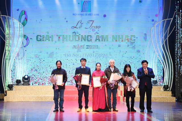 78 tác phẩm được trao Giải thưởng Âm nhạc năm 2020 - Ảnh 3.