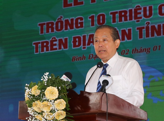Phó Thủ tướng Thường trực dự lễ phát động đề án trồng 10 triệu cây xanh trên địa bàn tỉnh Bến Tre - Ảnh 1.
