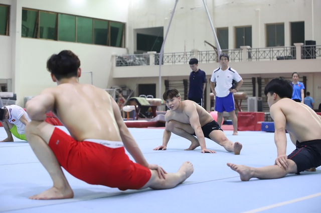 (Bài Tết mùng 3) Thể dục dụng cụ Việt Nam: Tiến tới suất dự Olympic thứ 2 và sự kế thừa trẻ có triển vọng - Ảnh 2.