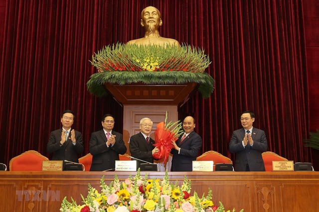 Đồng chí Nguyễn Phú Trọng được tín nhiệm bầu làm Tổng Bí thư BCH Trung ương Đảng khóa XIII - Ảnh 2.