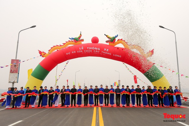 Chính thức thông xe cầu Thăng Long sau hơn 150 ngày nâng cấp sủa chữa - Ảnh 7.