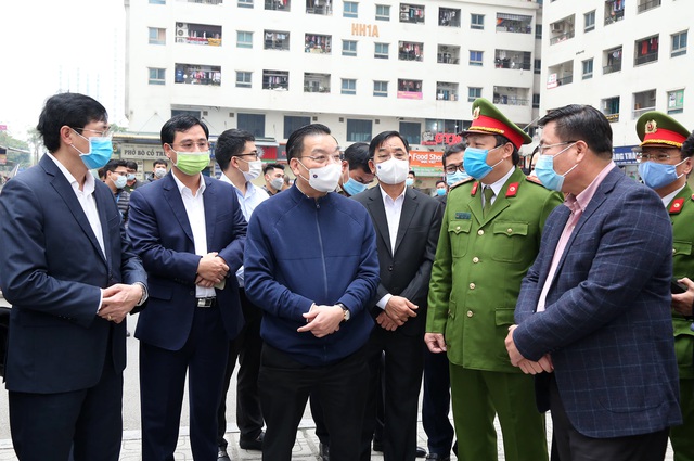 Chủ tịch Hà Nội: Đủ căn cứ để hoàn thành việc rà soát, xét nghiệm người từ vùng dịch về trong 2 ngày nữa - Ảnh 1. Chủ tịch Hà Nội: Đủ căn cứ để hoàn thành việc rà soát, xét nghiệm người từ vùng dịch về trong 2 ngày nữa - Ảnh 1.