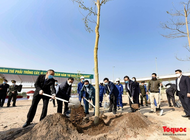 Lãnh đạo TP Hà Nội phát động Tết trồng cây nhớ ơn Bác Hồ đầu xuân Tân Sửu - Ảnh 1.
