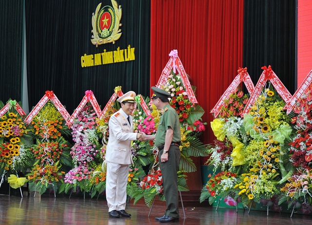 Thiếu tướng Lê Văn Tuyến được bổ nhiệm làm Phó Chủ nhiệm Ủy ban kiểm tra Đảng ủy Công an Trung ương - Ảnh 1.