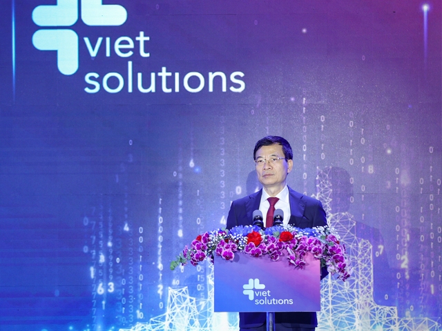 Trao giải Cuộc thi Tìm kiếm giải pháp chuyển đổi số quốc gia - Viet Solutions 2021 - Ảnh 1.