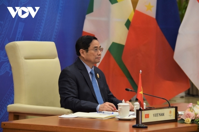 Thủ tướng Phạm Minh Chính dự Hội nghị cấp cao ASEAN 38 - Ảnh 2.