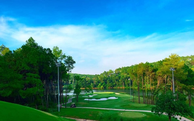 Việt Nam đạt giải điểm đến Golf tốt nhất thế giới và châu Á 2021 WGA - Ảnh 1.