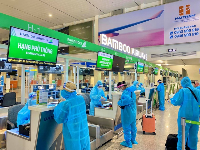 Bamboo Airways thực hiện 3 chuyến bay đặc biệt chở gần 700 công dân Bắc Ninh từ TP. HCM về quê - Ảnh 2.