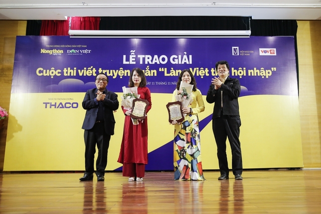 16 truyện ngắn xuất sắc được trao giải Làng Việt thời hội nhập - Ảnh 2.