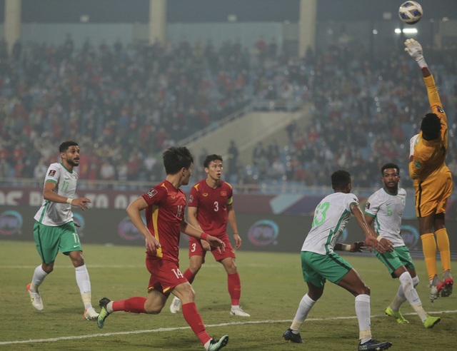 Ghi bàn may mắn, tuyển Arabia Saudi vượt qua tuyển Việt Nam với tỷ số tối thiểu - Ảnh 1.