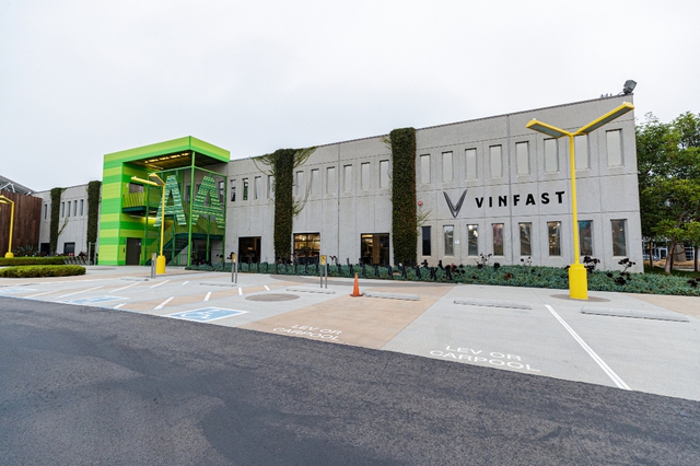 VinFast chính thức ra mắt trụ sở tại Mỹ - Ảnh 2.