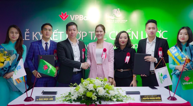   VPBank ký kết hợp tác chiến lược với Phố Xanh Group - Ảnh 1.