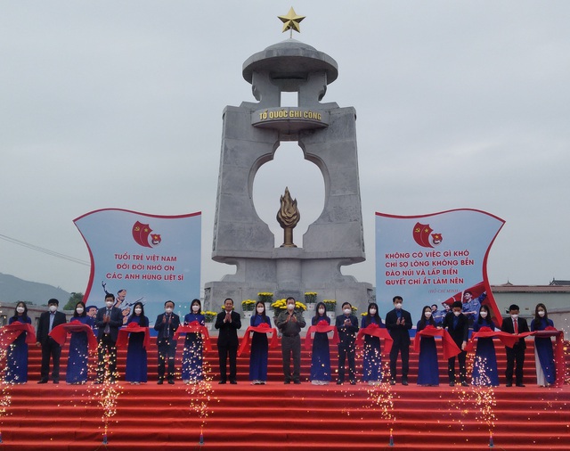 Khánh thành khu tưởng niệm Đại đội thanh niên xung phong C283 tại Quảng Bình - Ảnh 1.
