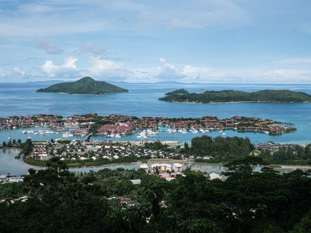 Seychelles mở cửa trở lại đón du khách quốc tế giữa đại dịch - Ảnh 1.