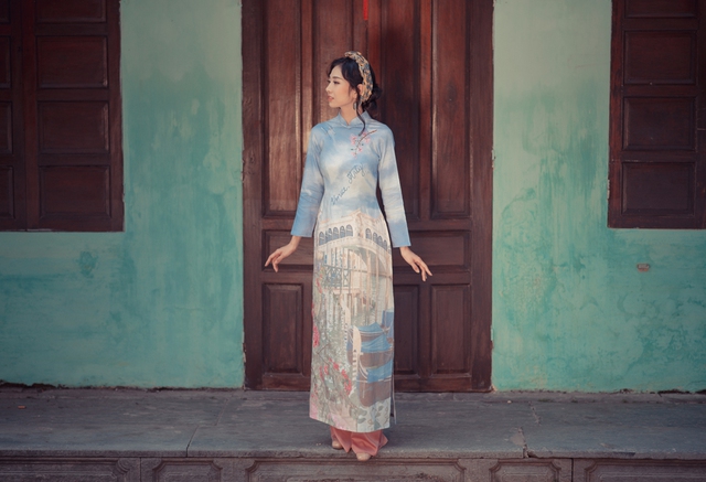 NTK Thanh Thuý thiết kế áo dài lấy cảm hứng từ Venice - Ảnh 1.