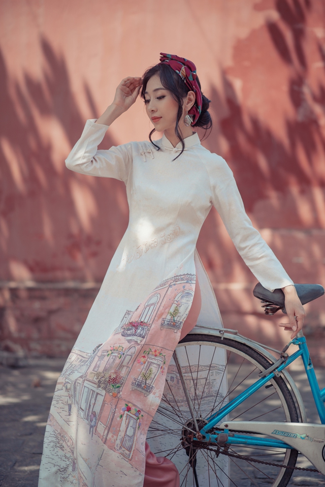 NTK Thanh Thuý thiết kế áo dài lấy cảm hứng từ Venice - Ảnh 4.