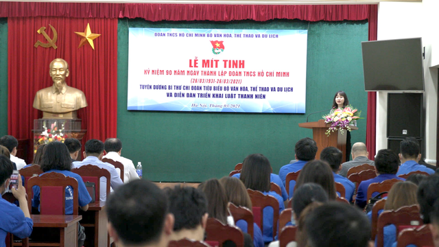 Lễ Mít tinh kỷ niệm 90 năm ngày thành lập Đoàn Thanh niên Cộng sản Hồ Chí Minh - Ảnh 1.
