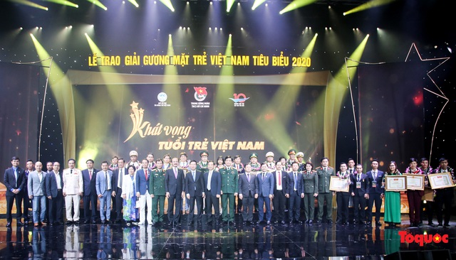 Vinh danh 10 gương mặt trẻ Việt Nam tiêu biểu năm 2020 - Ảnh 19.