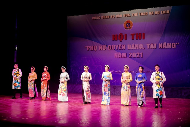 Nhiều tiết mục ấn tượng trong Hội thi “Phụ nữ duyên dáng, tài năng” năm 2021 - Ảnh 6.