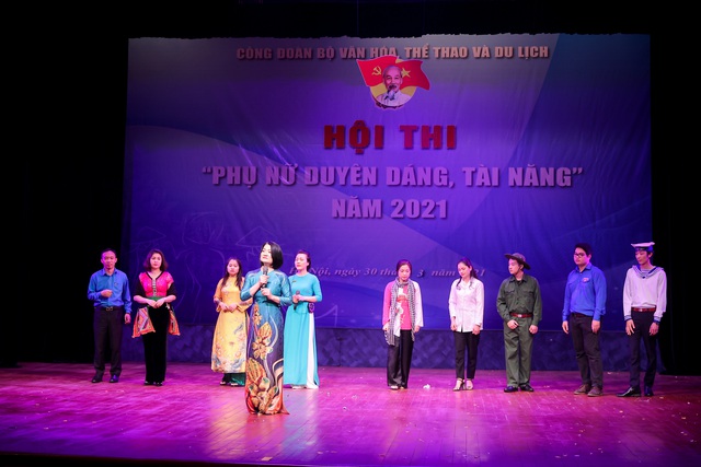 Nhiều tiết mục ấn tượng trong Hội thi “Phụ nữ duyên dáng, tài năng” năm 2021 - Ảnh 8.