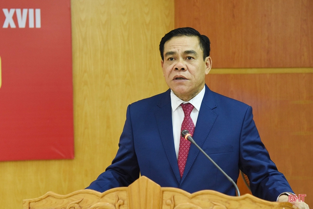 Phê chuẩn Chủ tịch UBND tỉnh Hà Tĩnh - Ảnh 1. Phê chuẩn Chủ tịch UBND tỉnh Hà Tĩnh - Ảnh 1.