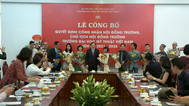 Công bố Quyết định công nhận Hội đồng trường Đại học Mỹ thuật Việt Nam nhiệm kỳ 2021 – 2026 - Ảnh 3.