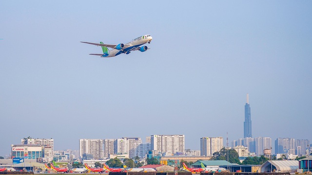 Bamboo Airways nghiên cứu áp dụng hộ chiếu vaccine, sẵn sàng bay quốc tế từ tháng 4 - Ảnh 2.