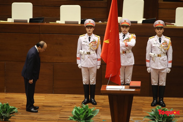 Toàn cảnh lễ tuyên thệ nhậm chức Chủ tịch nước Nguyễn Xuân Phúc - Ảnh 5.
