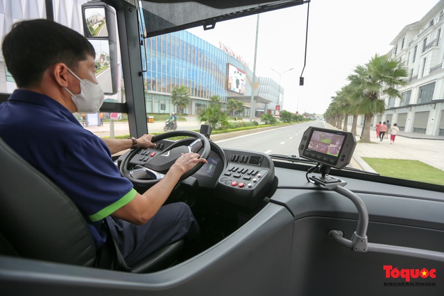 Chính thức đưa buýt điện Vinbus thân thiện với môi trường vào sử dụng  - Ảnh 14.