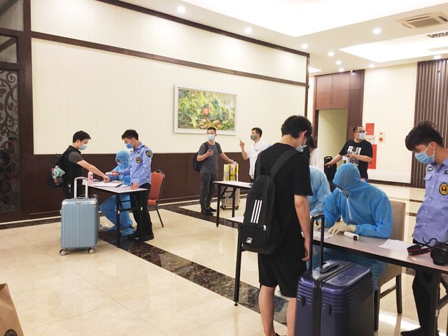 Hà Nội: Yêu cầu 19 khách sạn làm nơi cách ly triển khai hệ thống camera giám sát - Ảnh 1.