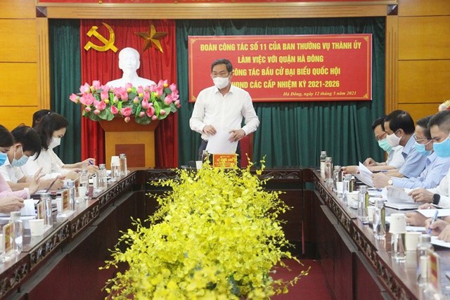 Phó Chủ tịch Thường trực UBND TP Lê Hồng Sơn: Nâng cao cảnh giác, kiểm soát dịch tốt để bảo đảm an toàn cho 182 điểm bầu cử trên địa bàn quận Hà Đông - Ảnh 1.