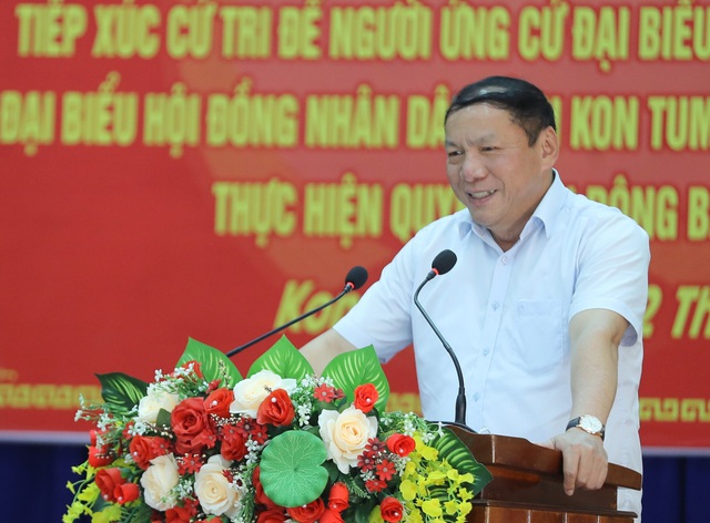 Bộ trưởng Nguyễn Văn Hùng trăn trở về “bài toán” nâng cao thu nhập cho người dân tỉnh Kon Tum  - Ảnh 1.