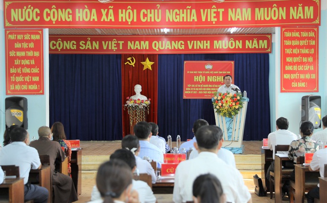 Bộ trưởng Nguyễn Văn Hùng: “Tình yêu làm cho đất lạ hóa quê hương” - Ảnh 3.