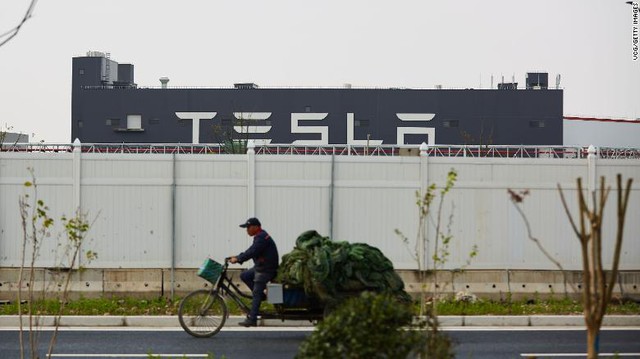 Hãng xe Tesla xây dựng trung tâm dữ liệu tại Trung Quốc giữa các lo lắng do thám - Ảnh 1.