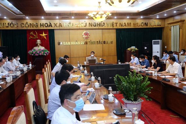 Thủ tướng: Cả nước dồn tổng lực hỗ trợ Bắc Ninh và Bắc Giang để đẩy lùi, ngăn chặn dịch bệnh  - Ảnh 4.